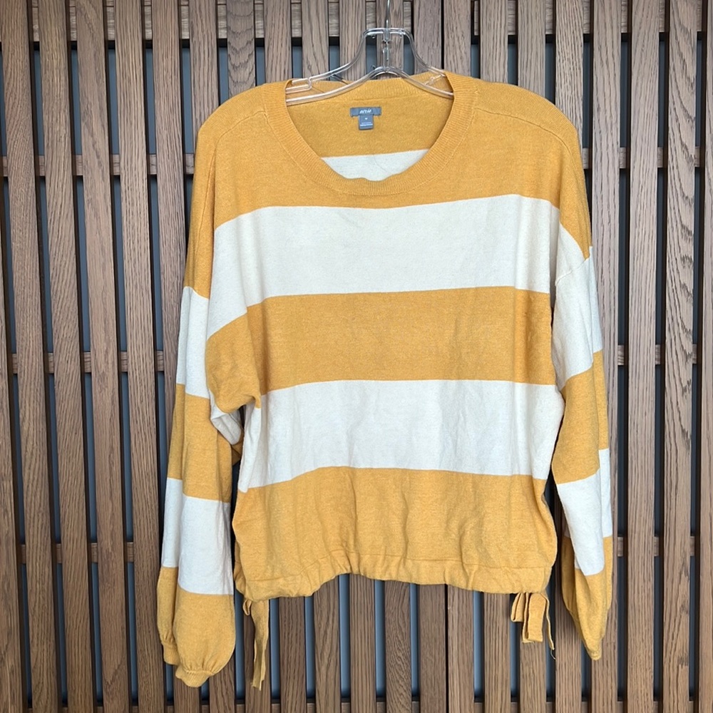 💛 Aerie light long sleeve sweater